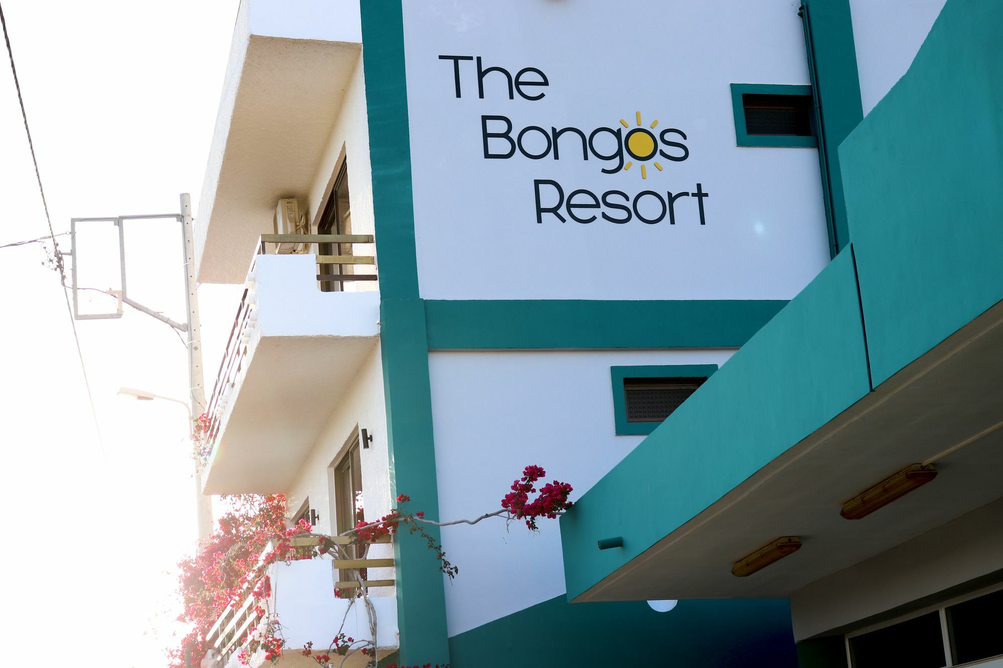 The Bongos - Socially Conscious Rooms, Part Of The Room Rate Goes To Charity Platanés Exterior foto